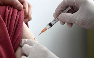 آغاز واکسیناسیون سالمندان بالای ۸۰ سال
