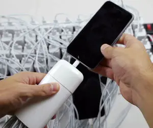 پس پرده تکنولوژی؛ اگر 100 شارژر را همزمان به یک گوشی آیفون وصل کنیم چه می شود؟