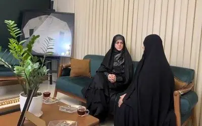 (عکس) دختر پزشکیان در خانه سردار شهید حاجی‌زاده