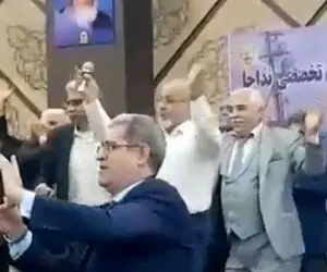 (ویدیو) رقص و پایکوبی بازنشستگان نیروی دریایی ارتش!