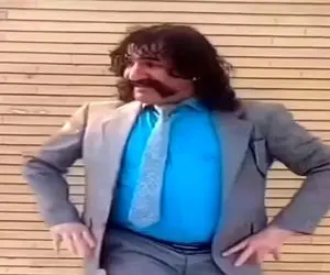 آواز شاد؛ برقا رفته گرما زده سر همسایه ها ریختن بیرون میرقصن