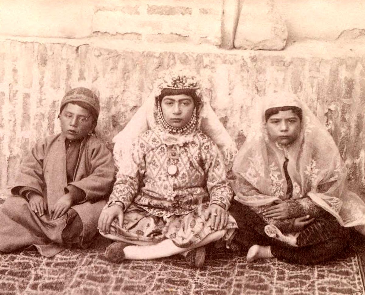 عکاس علی خان والی از اولین عکاسان زمان ناصر الدین شاه