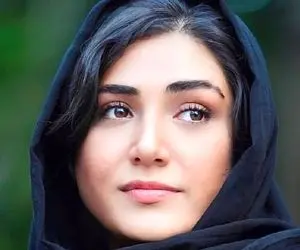 باران کوثری با استایل جالب در کنار مرد غریبه!