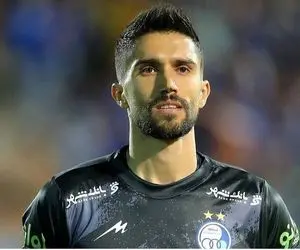 (عکس) سیدحسین حسینی مزد درخشش برابر النصر را گرفت