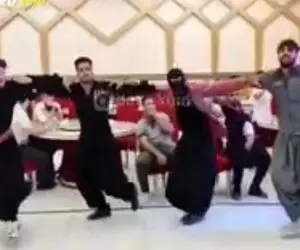 آواز محلی؛ جوونای نرم و چابک کرد جوری رقص پای کردی میرن که انگار پاهاشون پاستیله