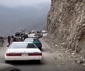 معماری طبیعت؛ منم انتظار نداشتم تو یه روز زیبای بهاری اینا پخ پخ شن چه برسه به خودشون