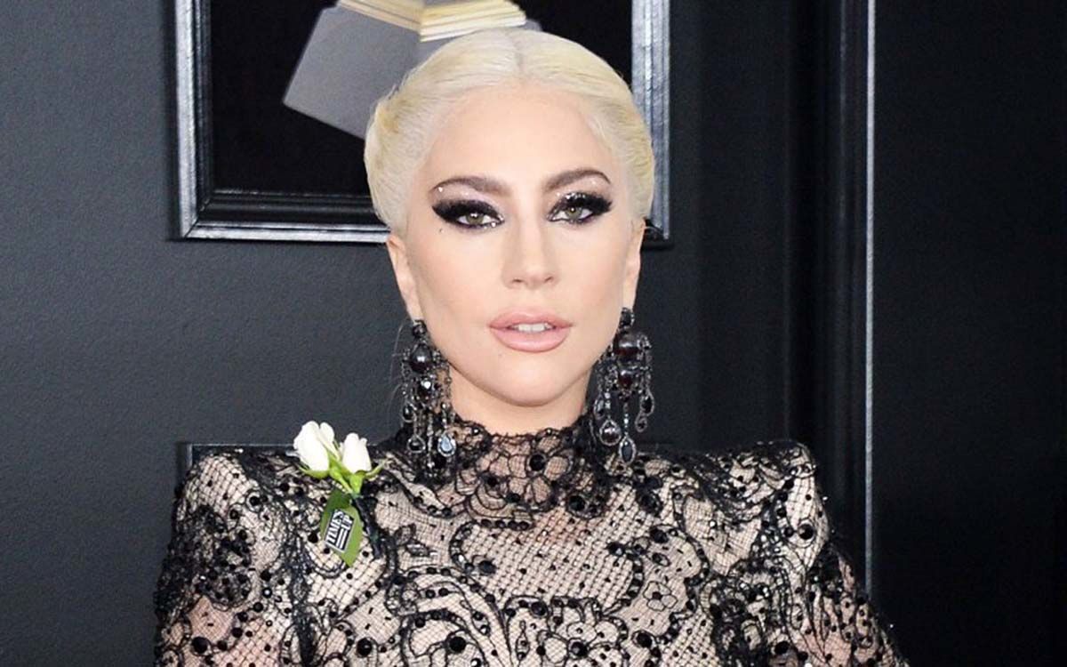 Lady-Gaga-Is-Having-Fun-and-Not-Serious-In-New-Relationship-With-Michael-Polansky