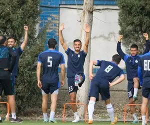 یحیی به دنبال مدافع ناراضی استقلال؟!