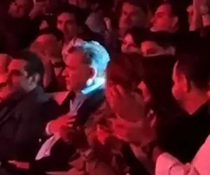 آواز حماسی/ آواز بدون میکروفون روزبه برای اسطوره فوتبال علی دایی با خلیج فارس 