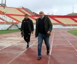 تراکتور چند میلیارد باید به منصوریان بدهد؟