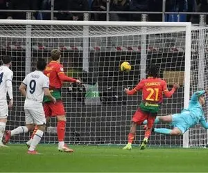 شکست میلان مقابل لاتزیو؛ آژیر قرمز برای کونسیسائو هم درآمد