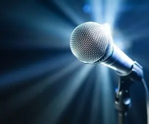 (ویدئو) فیلمی پربازدید از خوانندگی دو نوجوان در مترو