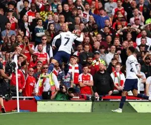 حرص گل زدن سون و توهین نژادی زشت!!