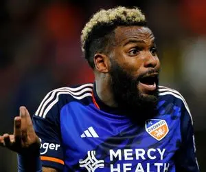 بمب بعدی سرخ پوشان لو رفت!