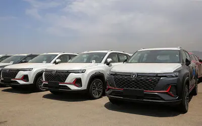 چرا فروش خودروهای وارداتی اینچنین در برزخ است؟