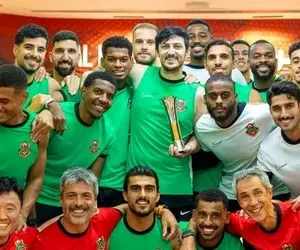 سردار در بین سرها!