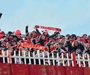 برگزاری جشن قهرمانی تراکتور به سبک رئال مادرید!