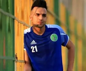 تشییع پیکر دروازه‌بان فقید فوتبال عراق در مرقد امام علی (ع)