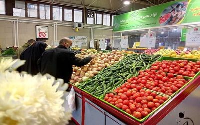 قیمت میوه و تره‌بار در بازار امروز شنبه 28 خرداد