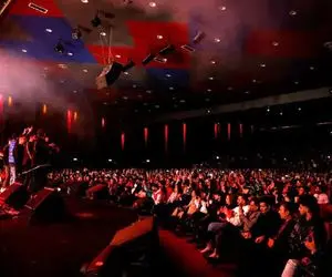 دوست داران آواز جا نمانند! / لیستی از کنسرت خوانندگان در آبان ماه