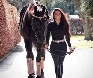 پیشگوی پژمان جمشیدی و ماجرای مهرداد صدیقیان و دختر مایکل اوون!