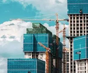 آسمان خراش دیلاق؛ ببینید فناوری های مدرن که تو علم کردن بلند مرتبه ها استفاده می شود