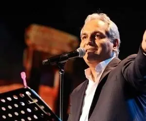 آواز ماندگار؛ مهران مدیری با چه لبخند ملیحی آهنگ امشب شب مهتاب حبیبم رو میخوامو خوند