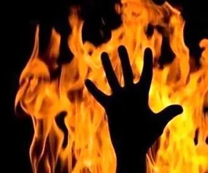 پسر دیوانه در وردآورد مادر پیرش را کشت و به آتش کشید