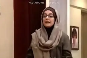 سکانس خندان؛ پشت صحنه تحفه ساختمان پزشکان که خانوم شیرزاد مهلت نمیده افشار دیالوگ بگه