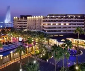 (عکس) هتل مجلل محل اسکان استقلال