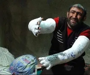 پایتخت ویدئوز؛ وقتی اوس موسی جلو همه به هما میگه یکم پول به نقی بده