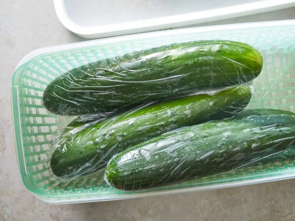How_To_Store_Cucumbers_005-2000-7fd149df82464c65b7373b5ab07b61f8-768x576