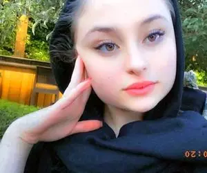 عشوه های نیکا فرقانی با فیلر اینستایی!