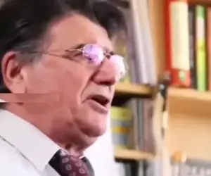 آواز ماندگار؛ اجرای خانگی استاد محمدرضا شجریان  با آهنگ درخت غم به جونم ریشه کرده