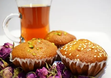 آموزش آشپزی؛ آموزش مرحله به مرحله پخت کیک یزدی + اندازه دقیق مواد اولیه