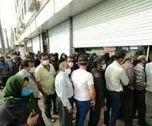 صف طولانی مردم برای خرید روغن !+ تصویر