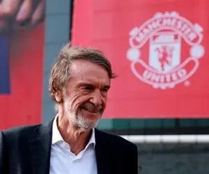 منچستریونایتد به دریوزگی افتاده است!