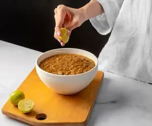 آموزش آشپزی؛ چکار کنیم تا عدسی حسابی لعاب دار بشه؟