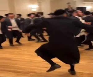 آواز احمقانه؛ رفقای نتانیاهو مغزشون پارسنگ برداشتنی دور هم جمع میشن مثل زامبی میلولن