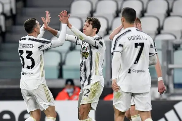 یوونتوس - اسپتزیا