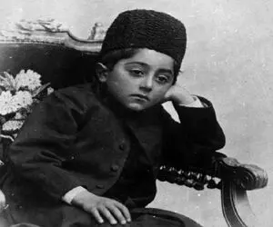 سوار ماشین زمان بشوید؛ ماجرای سوزناک احمد میرزای کوچک ولیعهد قاجار