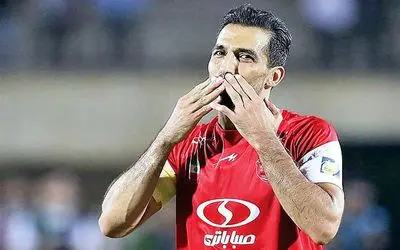 پایان تلخ برای وحید امیری در پرسپولیس