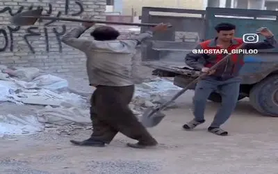 آواز شاد؛ والا با بیل یه همچین حرکات موزونی زدن و ادا اومدن کار هر کسی نیست اینا کین