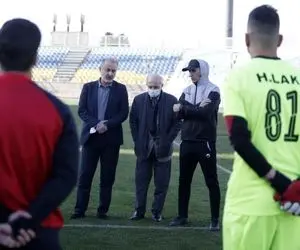 (عکس) آتش اختلافات در پرسپولیس بالا گرفت؛ یحیی مدیرعامل را آنفالو کرد