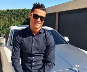 کریستیانو رونالدو چند ماشین دارد؟ | ویدیو جذاب و دیدنی