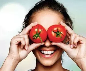 پوست سالم و براق می خوای اما نمی دونی چطور بدستش بیاری؟ این هفت خوراکی معجزه می کنن