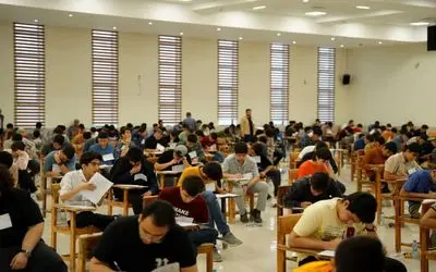 زمان کنکور تغییر می‌کند