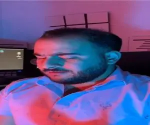 آواز احساسی؛ جوونک در حسرت آرزوهاش کنج اتاق تو زمزمه چنگ عود منی میخونه روحت پر میزنه