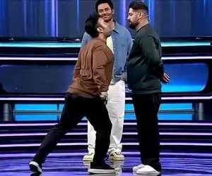 سکانس خندان/پانتولیگ پسره میخواد اون یکیو بخندونه یه حرکت زد گلزار پراش ریخت ریسه رفت