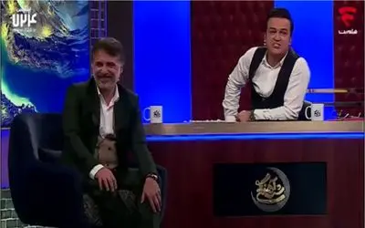 سکانس خندان/حامد آهنگی و سید جواد هاشمی چه رقصی می کنند/تماشاچی ها میزنند اینا میرقصن